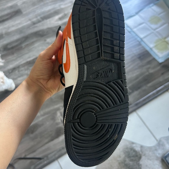 RARE Jordan 1 Mid Shattered Backboard panda high tops orange/black/white. - Picture 3 of 7